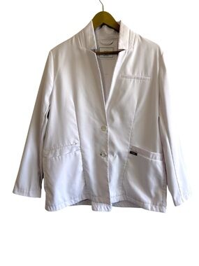 FIGS Womens Medium Bellevue Short Lab Coat Blazer 2-Button Pockets Doctor White